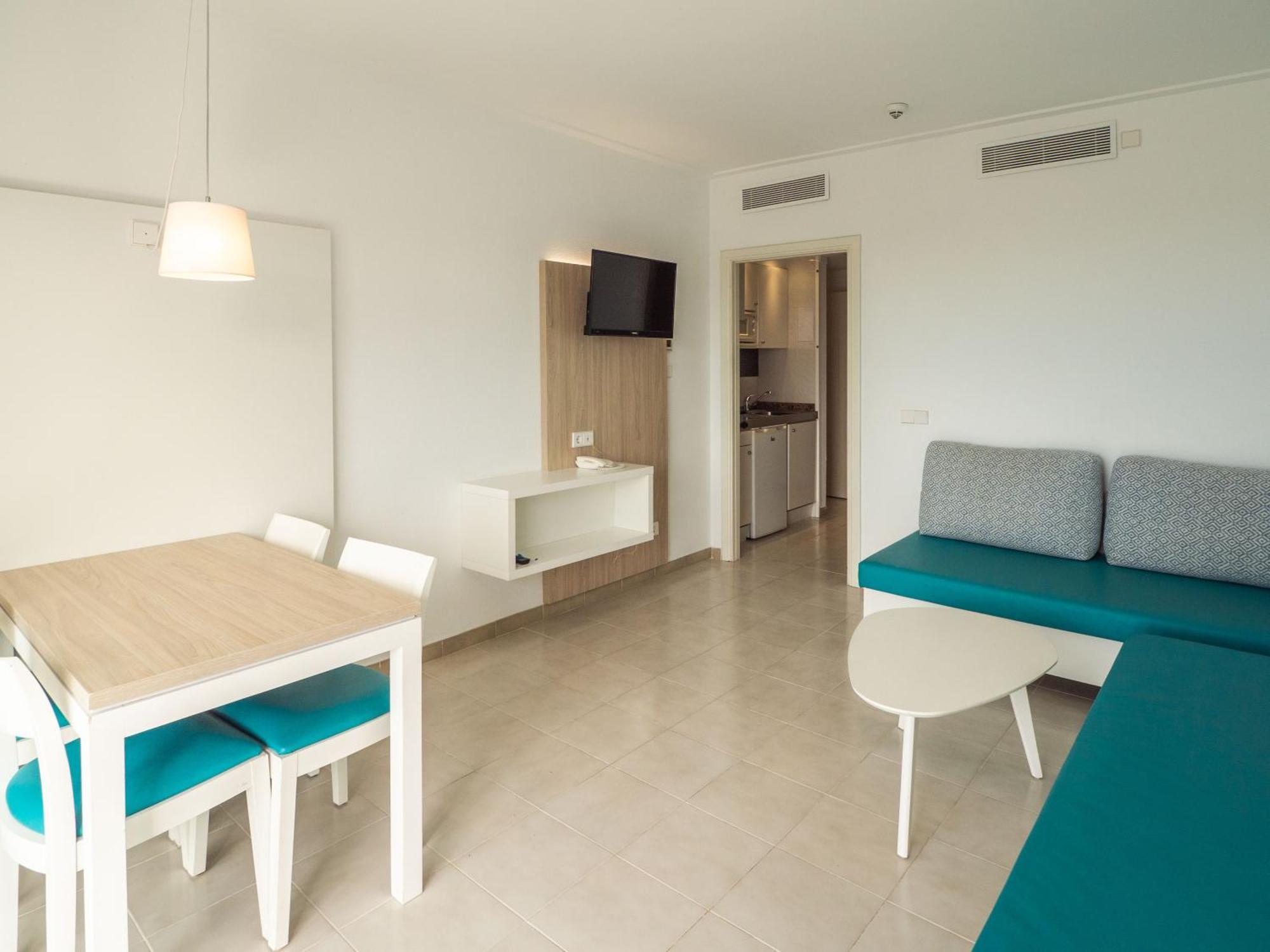 Apartamentos La Santa Maria Cala Millor  Ngoại thất bức ảnh